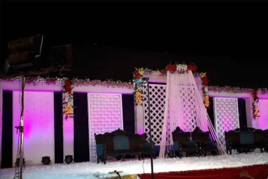 Deluxe Destination Weddings